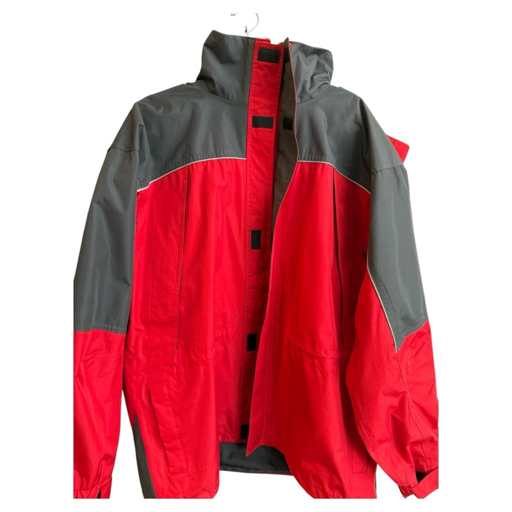 Marlboro star heavy windbreaker